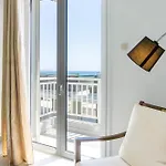 Spacious Cozy Seaview Apartment In Heraklion