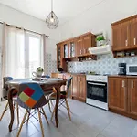Spacious Cozy Seaview Apartment In Heraklion
