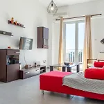 Spacious Cozy Seaview Apartment In Heraklion